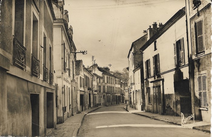 Rue de Paris vide vers 1950